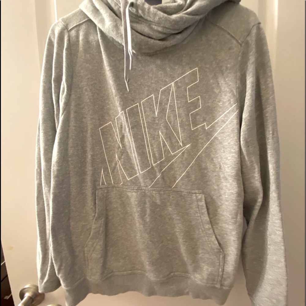 Grey Nike Sweatshirt, size L. NWOT.  Super comfy.
